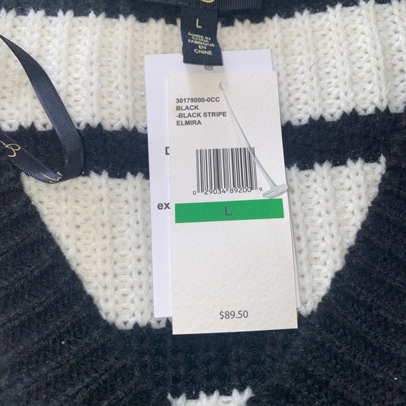 🖤🤍🖤JESSICA SIMPSON (NWT) BLACK/WHITE STRIPE V-NECK SWEATER - SIZE LARGE. - Picture 8 of 9